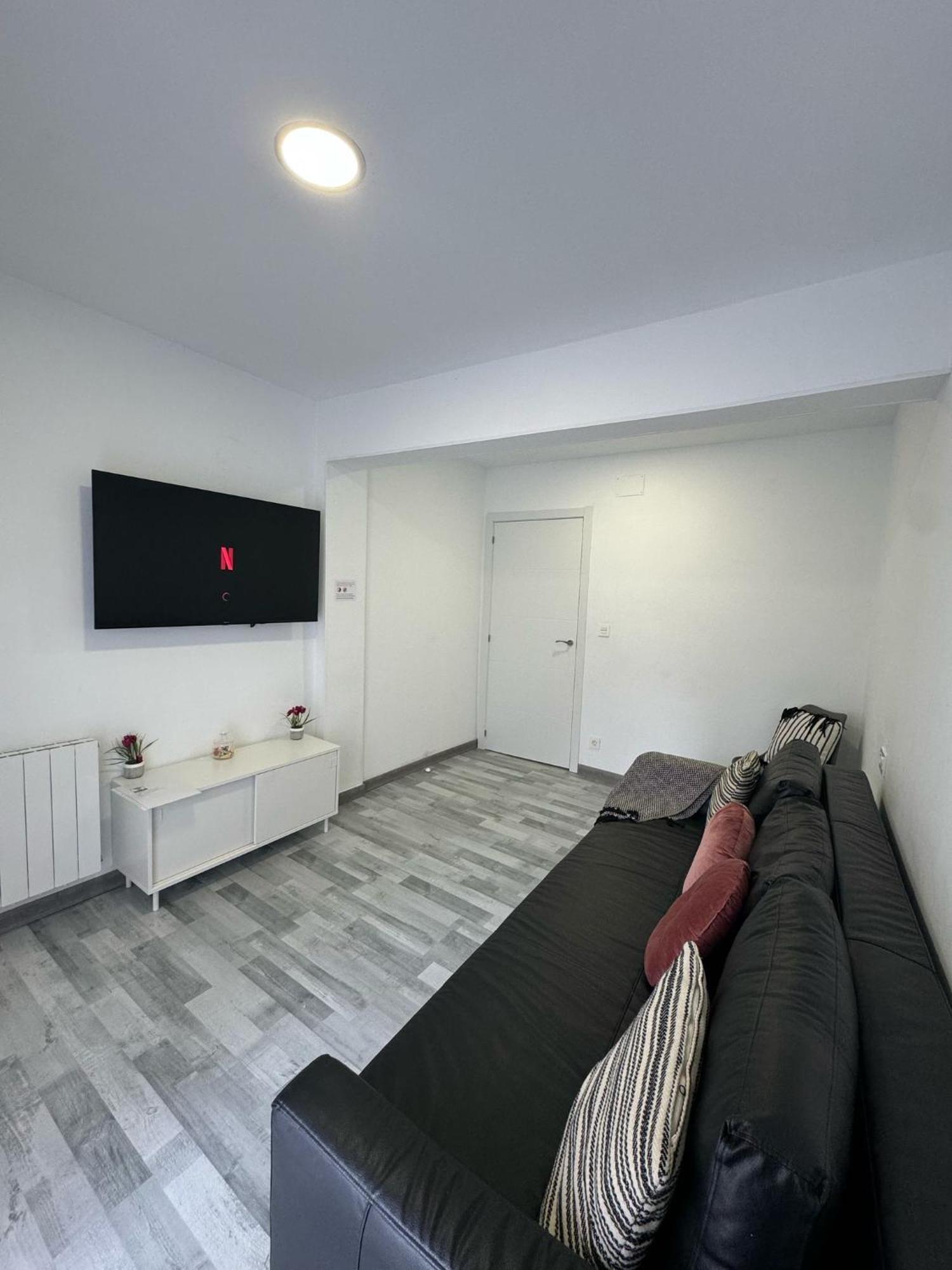 Piso Nuevo A 10 Minutos De San Sebastian Apartment Lasarte Oria Exterior photo